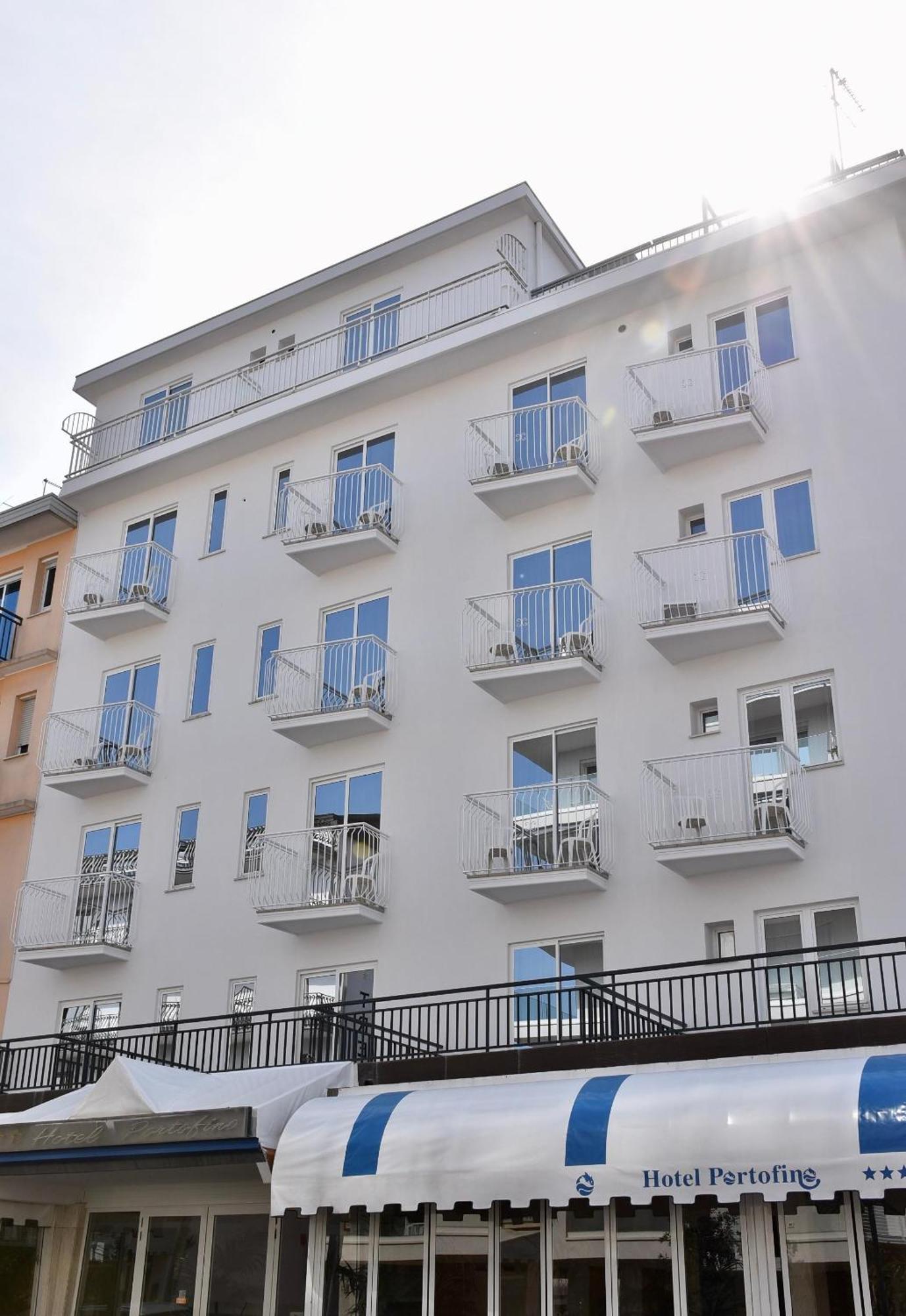 Hotel Portofino Лидо-ди-Езоло Экстерьер фото