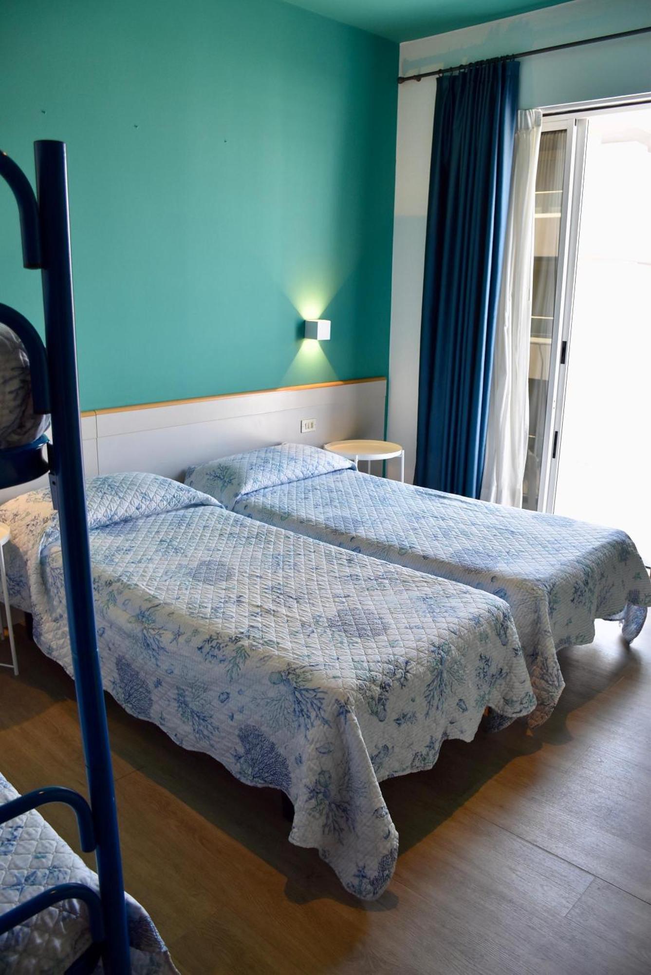 Hotel Portofino Лидо-ди-Езоло Экстерьер фото